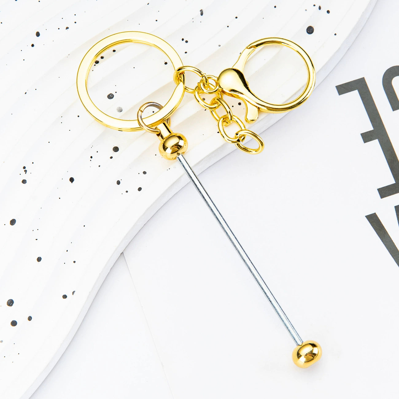 keychain $5.5 6pcs(more than$50 free shipping,less $50 need extra $8)