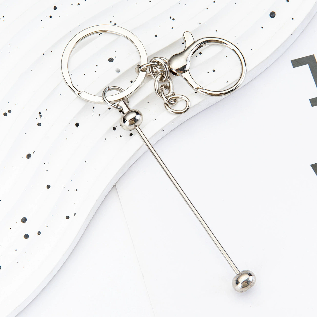 keychain $5.5 6pcs(more than$50 free shipping,less $50 need extra $8)